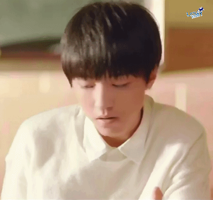 王俊凯 小鲜肉 转头 唱歌