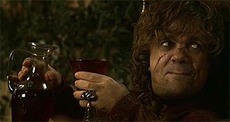 权力的游戏 小恶魔 提利昂 倒酒 喝酒 满足 Game of Thrones