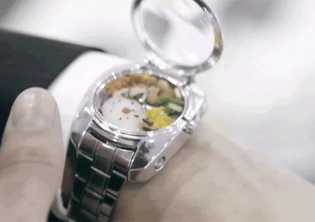 手表 搞笑 筷子 吃饭