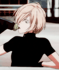 冰上的尤里 黑色衣服 讲话 滑冰