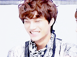 exo 金钟仁 kai 帅哥 迷人