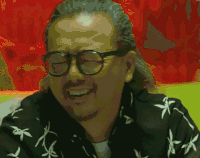 笑容 眼镜 余罪 黑衣服