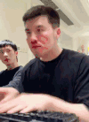键盘 手指 笑容 牙齿