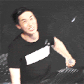 EXO 大笑 开心 挑眉