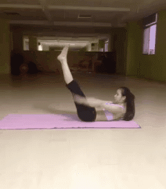 瘦腰 瑜伽 健身 动作