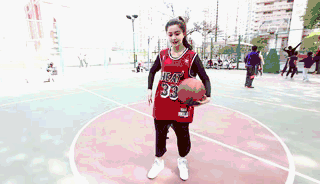 妹子 漂亮 篮球 技巧
