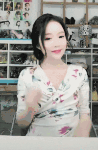 美女 可爱 网红 直播