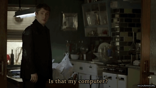 男人 夜晚 灯光 说话