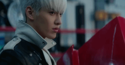 吴亦凡gif 老炮儿gif 帅气gif 耍狠gif
