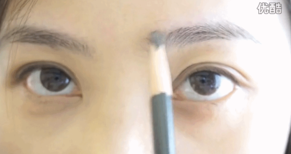 画眉 化妆 画法 教程 示范