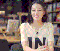 迪丽热巴 不好意思 捂脸 女神