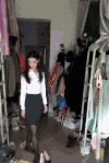 美女 转身 丝袜 白衣服 宿舍