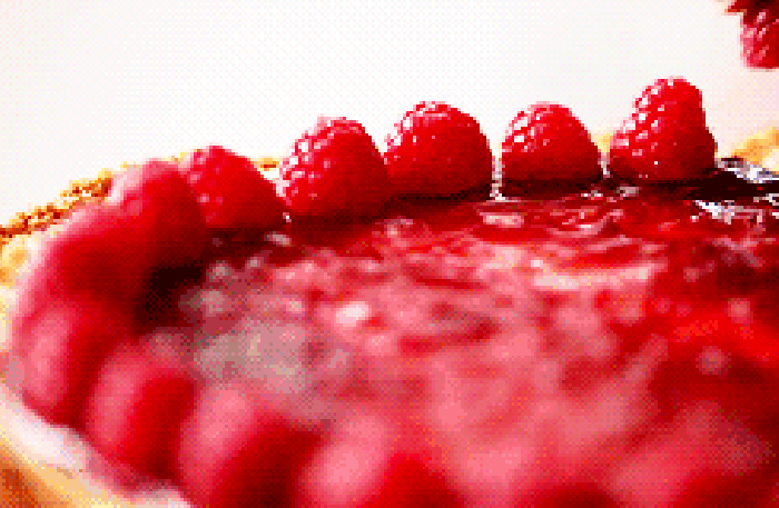 草莓奶油芝士蛋糕 新技能 制作蛋糕 摆草莓