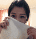 美女 大胡子 室内 黑头发