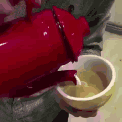 手指 大碗 茶壶  红色