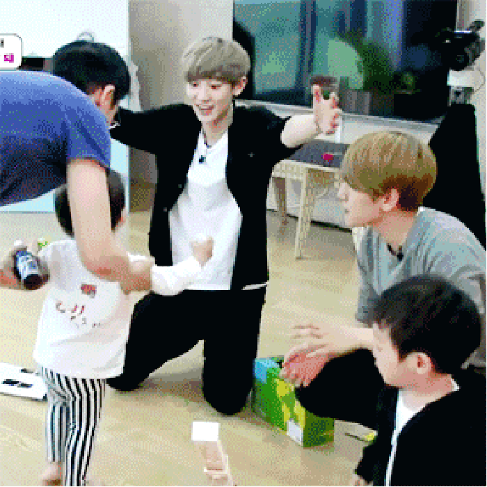 超人回来了 有爱  开心 萌