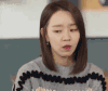 妹子 无聊 摸脸 好失落