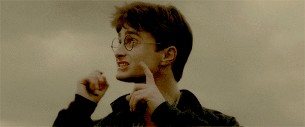 哈利波特 Harry Potter 哈利 丹尼尔·雷德克利夫 玩手指 卖萌