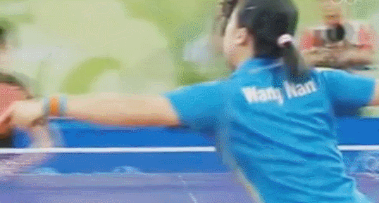 世界冠军 乒乓球 王楠 舔嘴 运动员