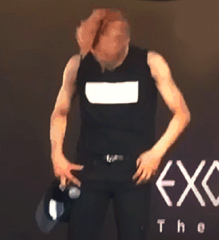 EXO 行星饭  提裤子  尴尬