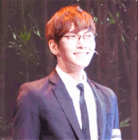 池昌旭 韩国 明星 开心