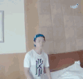 卧室 男孩 躺着