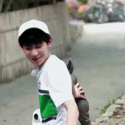 明星 TFBOYS 帥氣