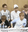 exo 帅哥 搞笑 开心