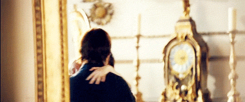 拥抱 旋转 情侣