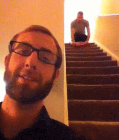 楼梯 摔倒 直播