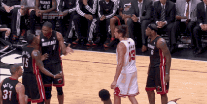 篮球 NBA 吵架 搞笑 激烈对抗 汗流浃背 英气逼人 劲爆体育