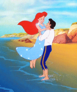 迪士尼 阿里尔 小美人鱼 咯咯地笑 Ariel和埃里克王子