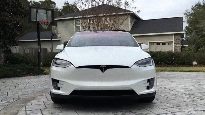 特斯拉 Tesla