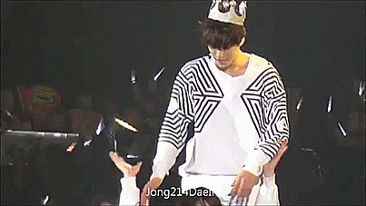鐘仁 開(kāi)度 exo 都暻秀