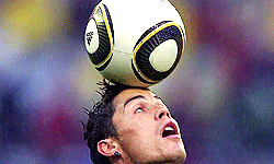 c罗 世界杯 足球 头球 激动 认真 Cristiano Ronaldo