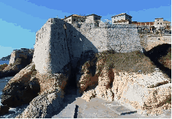 乌尔齐尼 城堡 海边 礁石 黑山