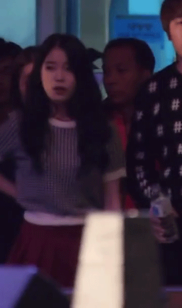 IU 可愛 美女 嫵媚 秀發(fā)