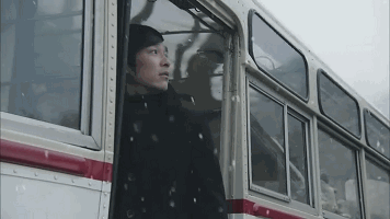 堺雅人 下雪 瞭望 机车