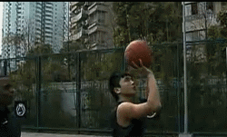 训练 球感 篮球 花式玩球 融为一体 大神在民间 劲爆体育