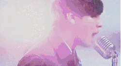 CNBLUE Hey&you MV Rock 乐队 唯美画面 唱歌 摇滚 摇滚乐队 话筒 郑容和 韩国乐队 音乐录影带
