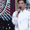 杨洋 搞怪 眼神 翻白眼