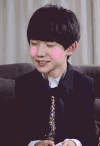 明星爱豆 tfboys 王源 舔嘴 可爱 腼腆 害羞 馋嘴 吃货