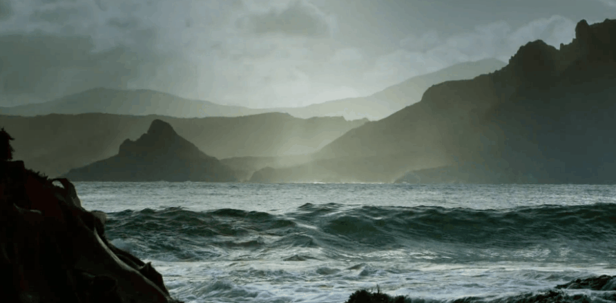 BBC 地球上的神话之岛 孤岛漂泊 山脉 新西兰 海浪