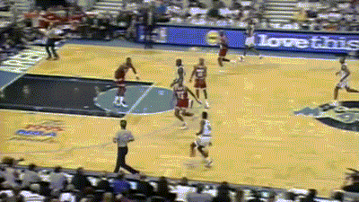 奥尼尔 NBA 篮球 空接 隔扣 奥拉朱旺 魔术 肌肉男神 激烈对抗 劲爆体育