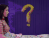 IU MV 二十三 动作 扭头 问号