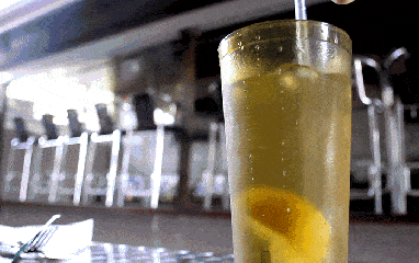 饮品 柠檬 冰水 吸管 搅拌