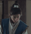 刘吴 帅哥 兰马甲 长头发
