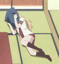 打滚 撒娇  少女 可爱