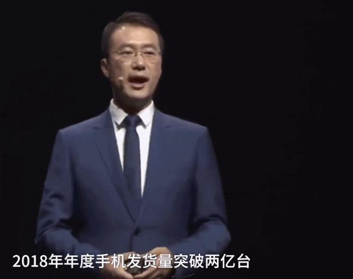 乔什布洛林GIF表情图_乔什布洛林车手表情的动态包游飞图片qq图片