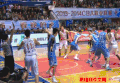 中国男篮 易建联 篮球 运动员 底线暴扣